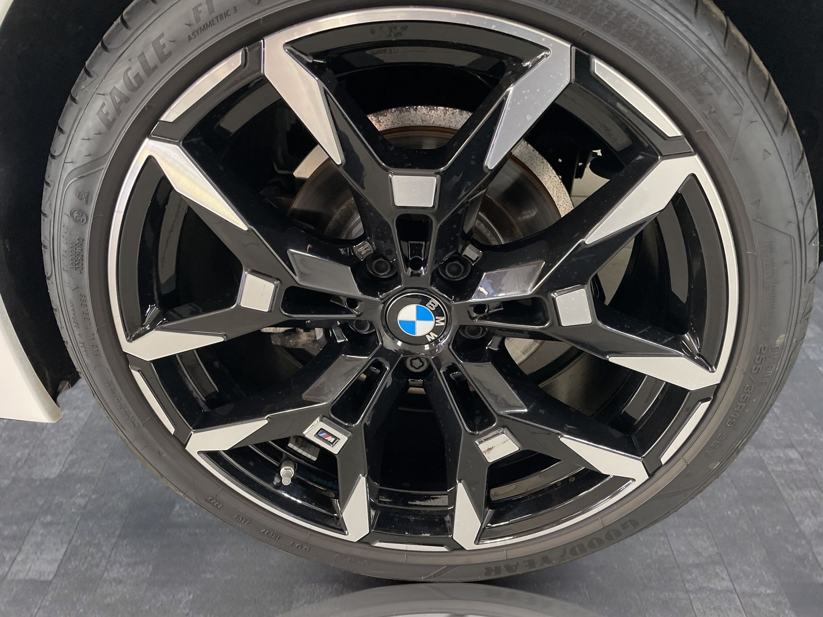 BMW 320 - Bild 14