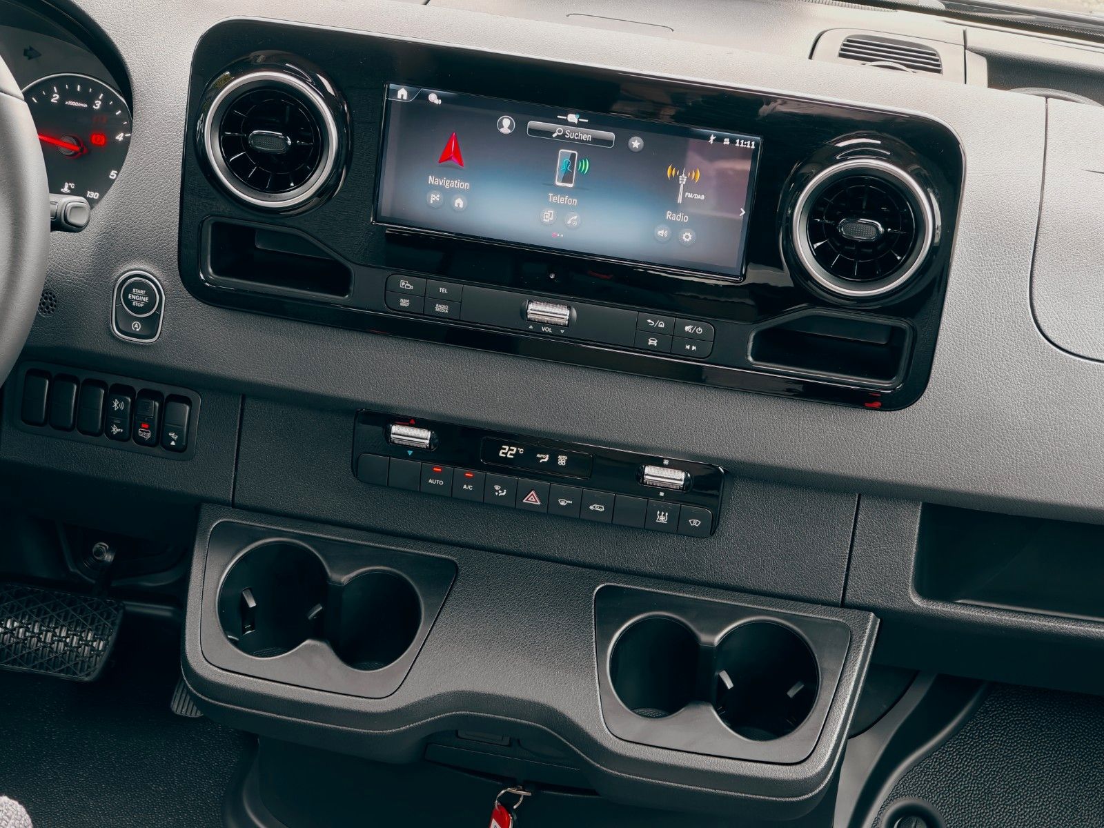 Fahrzeugabbildung HYMER / ERIBA / HYMERCAR B - KLASSE ML T 780 BLACKLINE