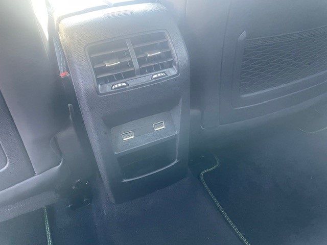 Fahrzeugabbildung Peugeot 408 GT 1.6 PlugIn Hybrid 225 e-EAT8