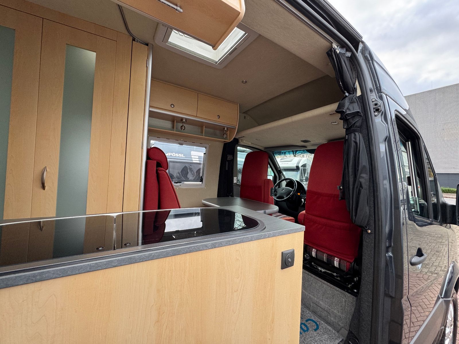 Fahrzeugabbildung La Strada REGENT S MERCEDES SPRINTER 7G-TRONIC SOLAR 1HAND