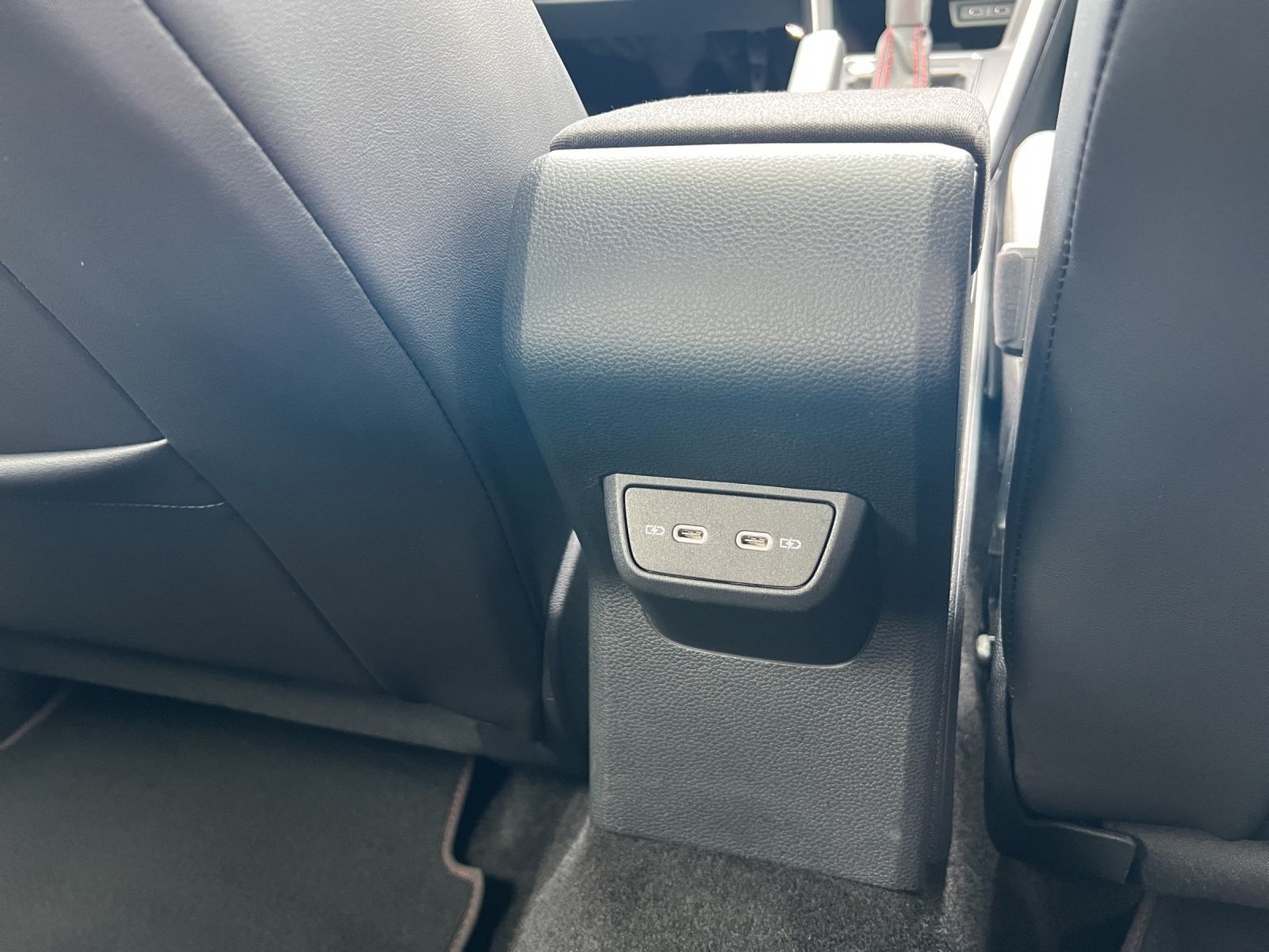 Polo GTI 2.0 TSI DSG Navi*Kamera*Pano*ACC*