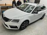 Skoda Oktavia RS - Skoda: Oktavia