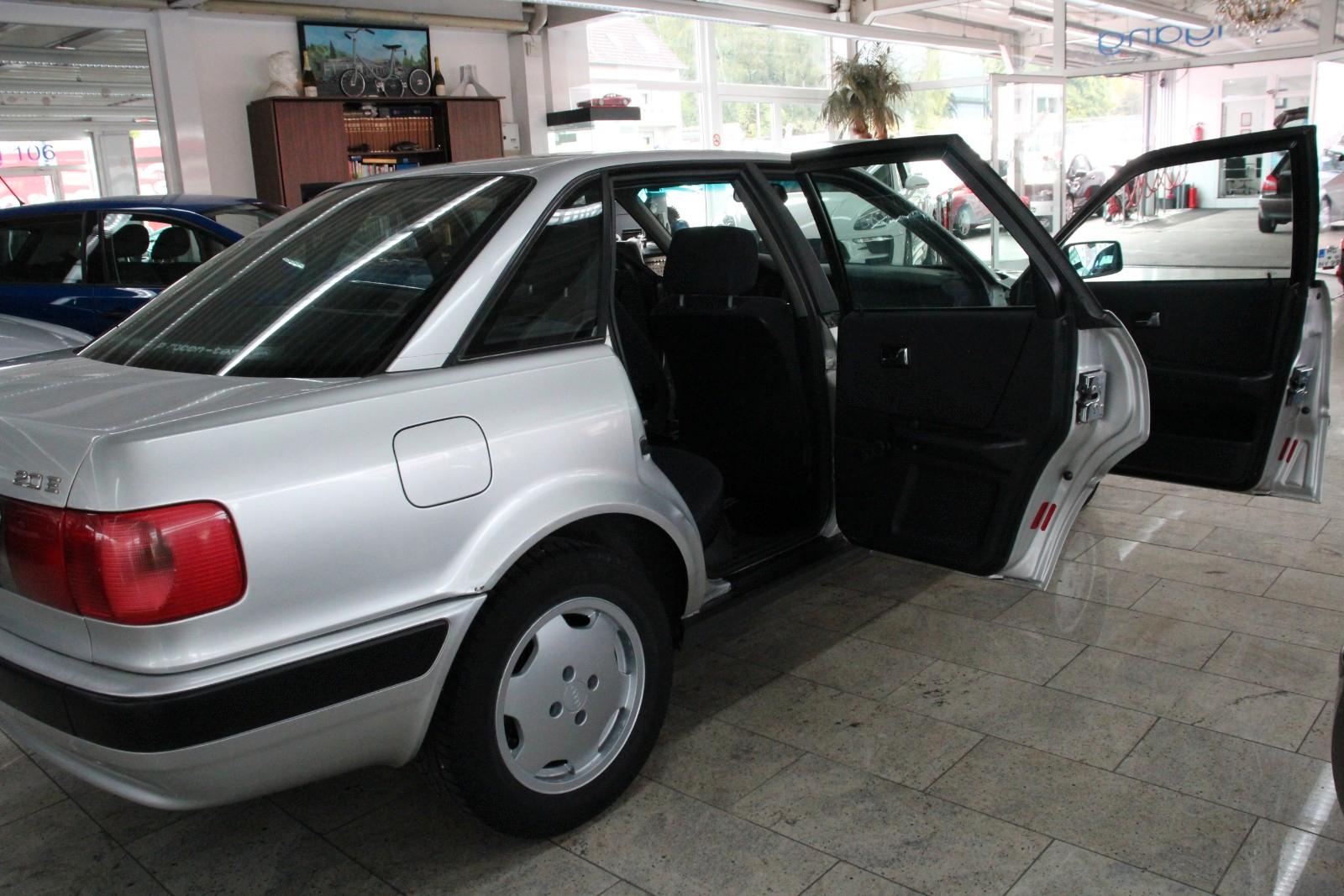 Audi 80 2.0 E  *H-Zulassung/Automatik*