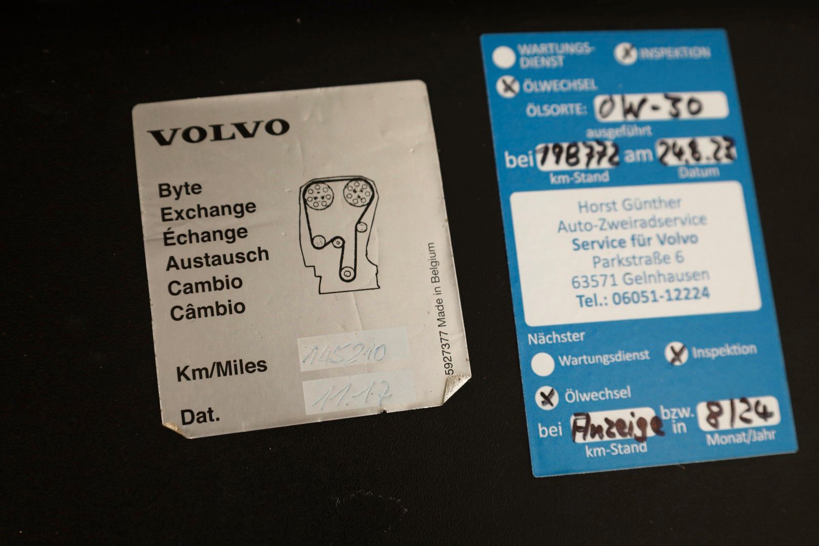 Fahrzeugabbildung Volvo XC60 D5 Momentum AWD Navi,Xenon,Kamera,SH,PDC