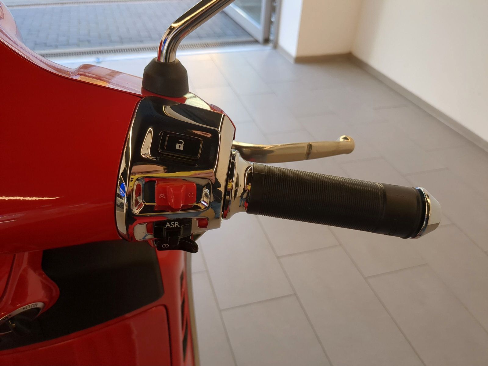 Fahrzeugabbildung Vespa GTS 310 SUPER ROSSO CORAGGIOSO