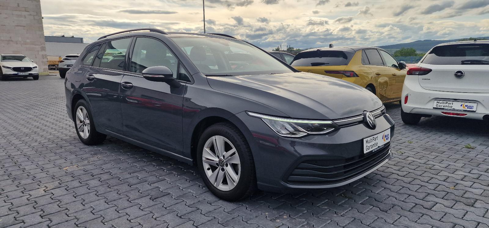 Volkswagen Golf VIII Variant Life vom Kfz Meisterbetrieb