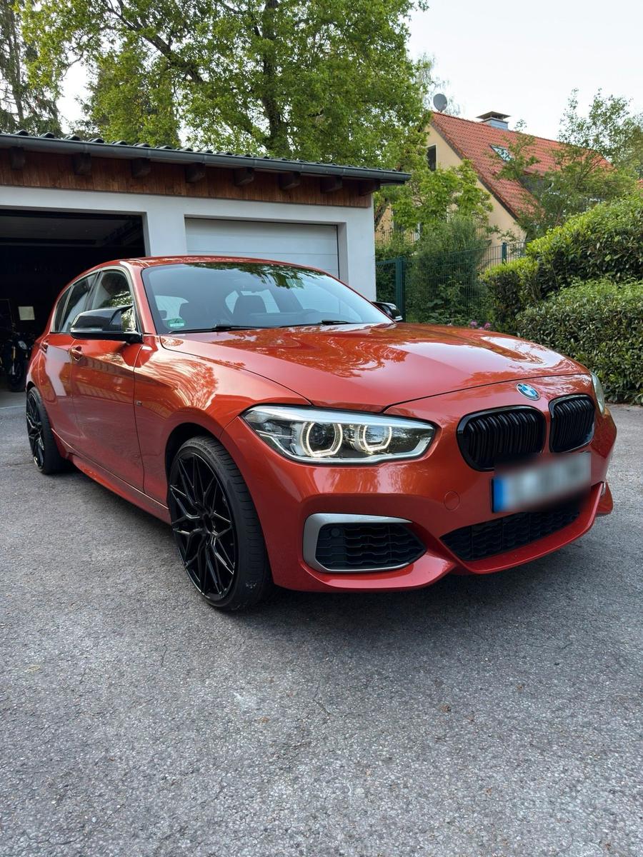 BMW M140i