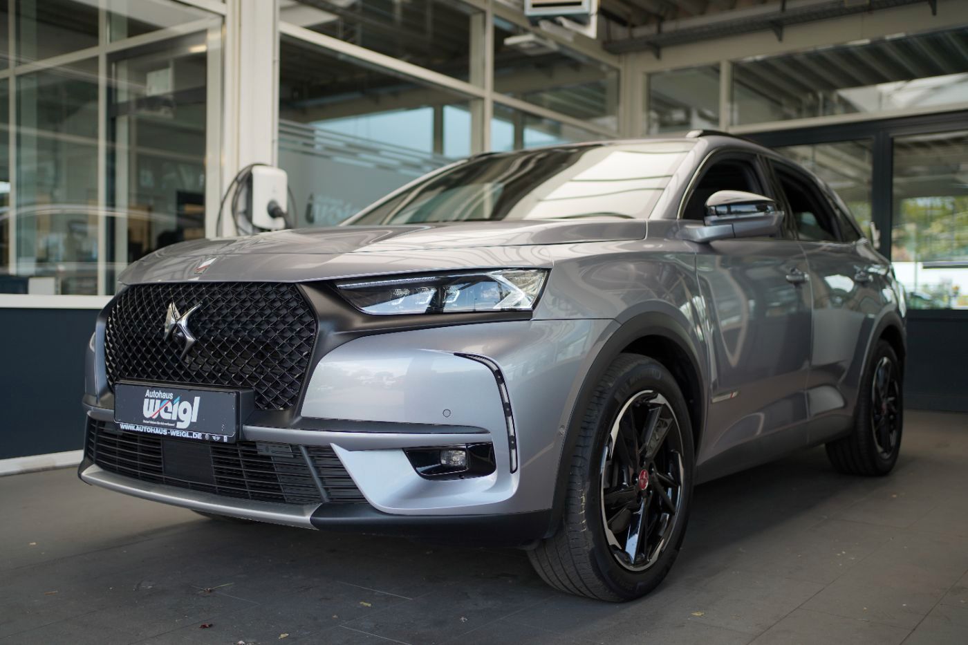 Fahrzeugabbildung DS Automobiles DS7 Crossback E-Tense 225 Performance Line+ Foca