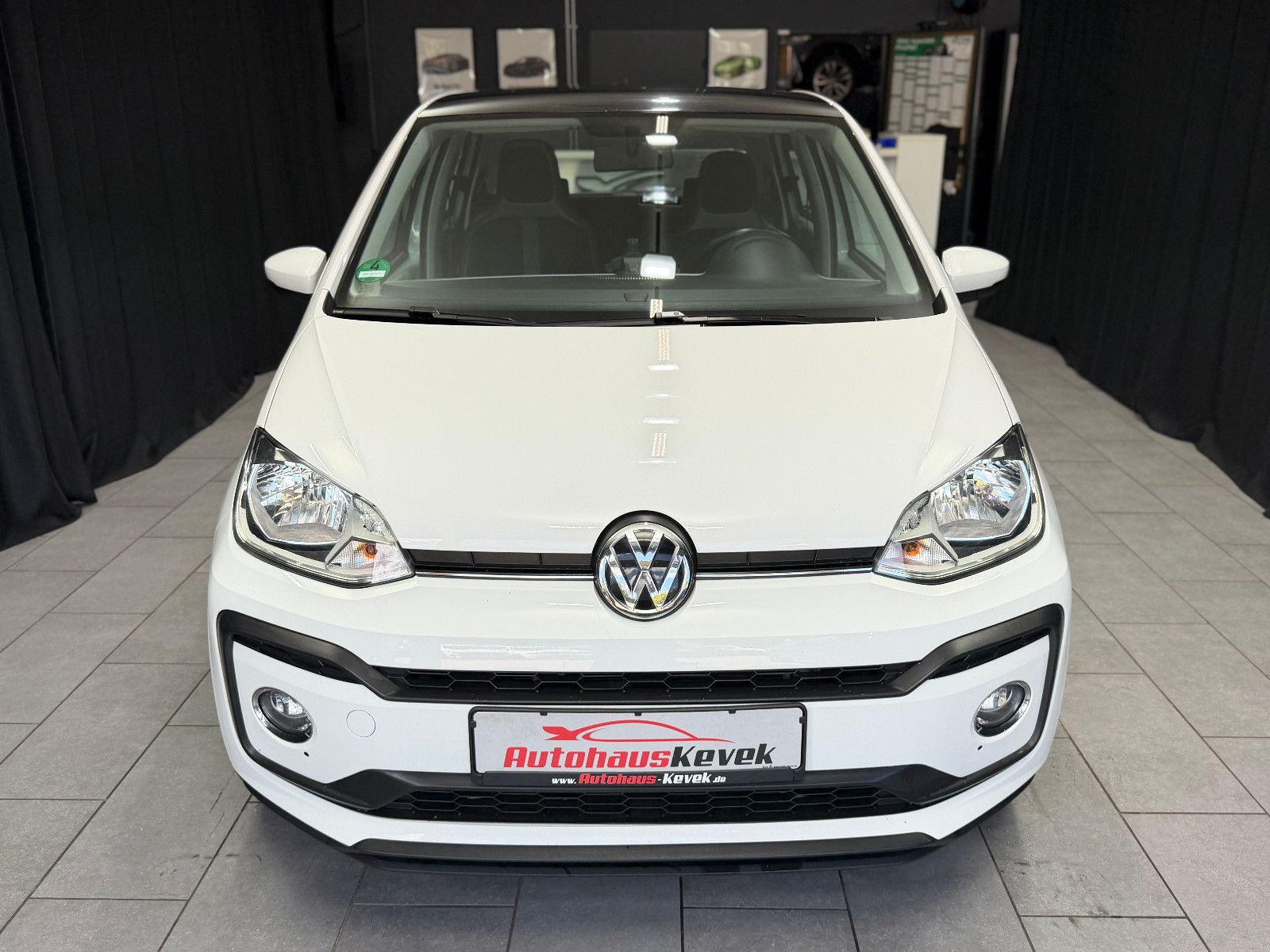 Fahrzeugabbildung Volkswagen up! high up! |KLIMA|PDC