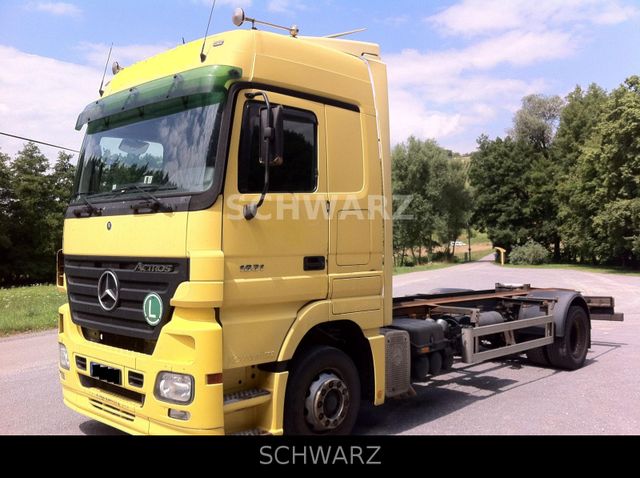 Mercedes-Benz ACTROS 1846