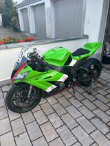 Kawasaki ZX10R Rennmotorrad - Offers