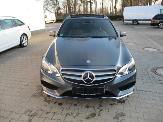 Mercedes-Benz E 350CDI AMG Distr Airmatic Pano AHK Kam LED Nav