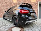 Mercedes-Benz GLA 45 AMG - TRAUMZUSTAND - GROßE INSPEKTION NEU - Mercedes-Benz GLA-Klasse Gebrauchtwagen in München