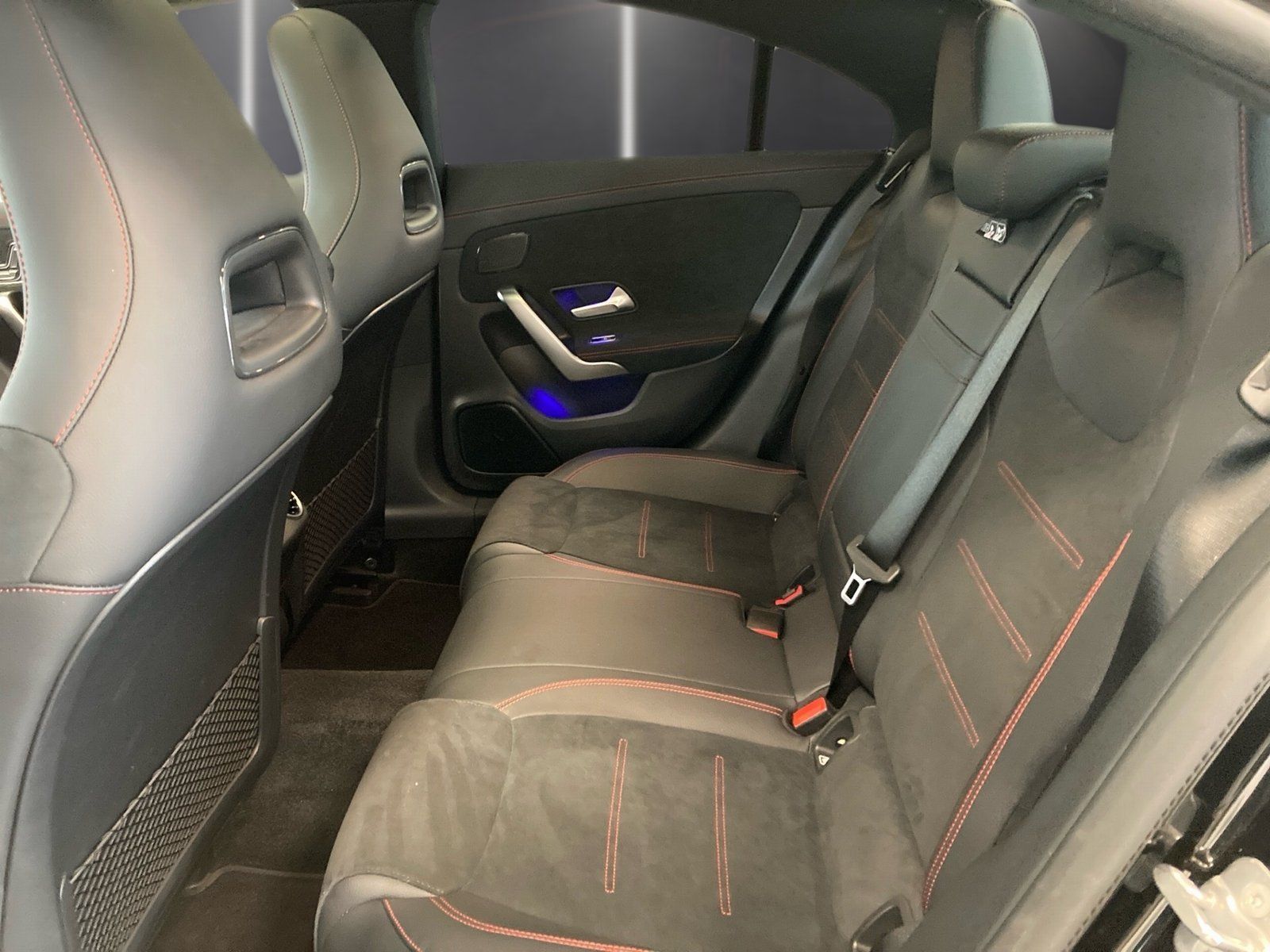 Fahrzeugabbildung Mercedes-Benz CLA 180 AMG Plus*Pano*HUD*360°*MBeam*AHK*Totwink