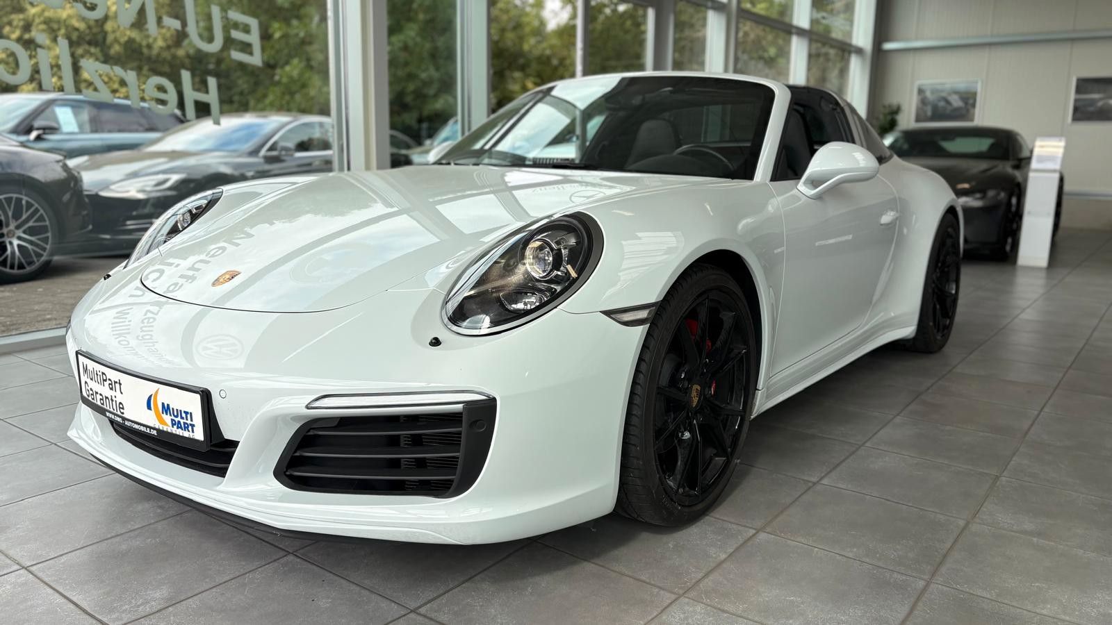 Fahrzeugabbildung Porsche 991/911 Targa 4 SAGA Sport Chrono