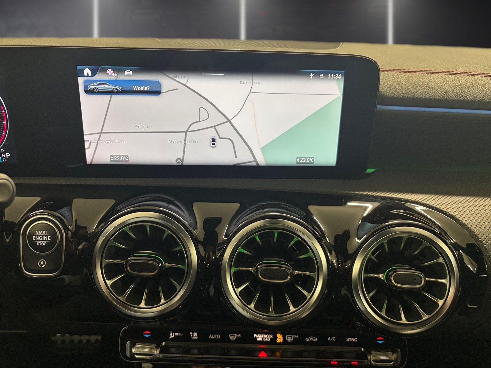 Fahrzeugabbildung Mercedes-Benz CLA 200 AMG*Pano*Burmester*HUD*Night*20"*Distro*
