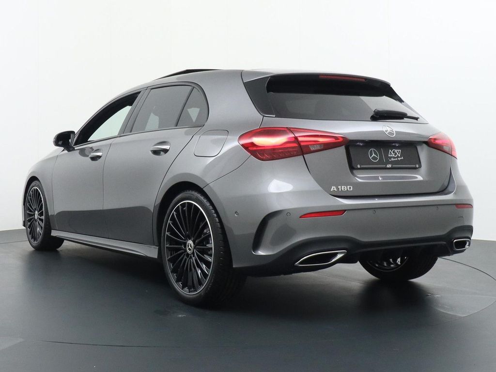 Mercedes-Benz A 180 Star Edition AMG Line | Panorama - Schiebe