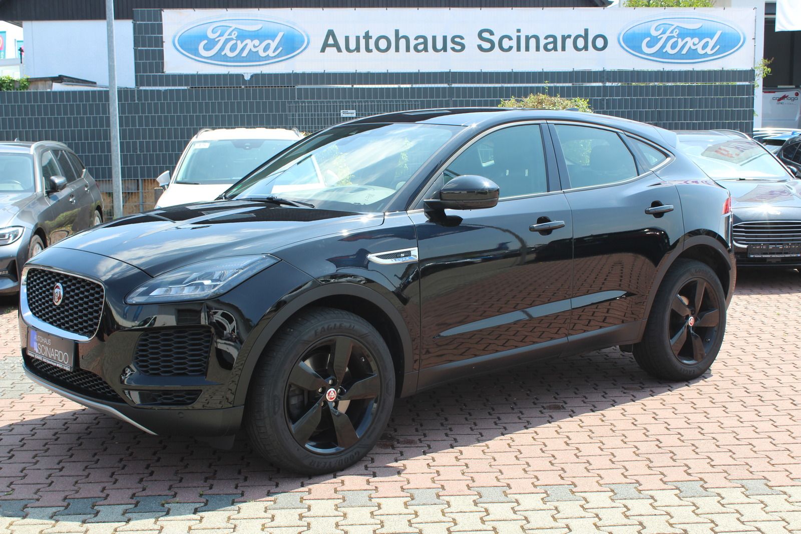 JAGUAR E-Pace
