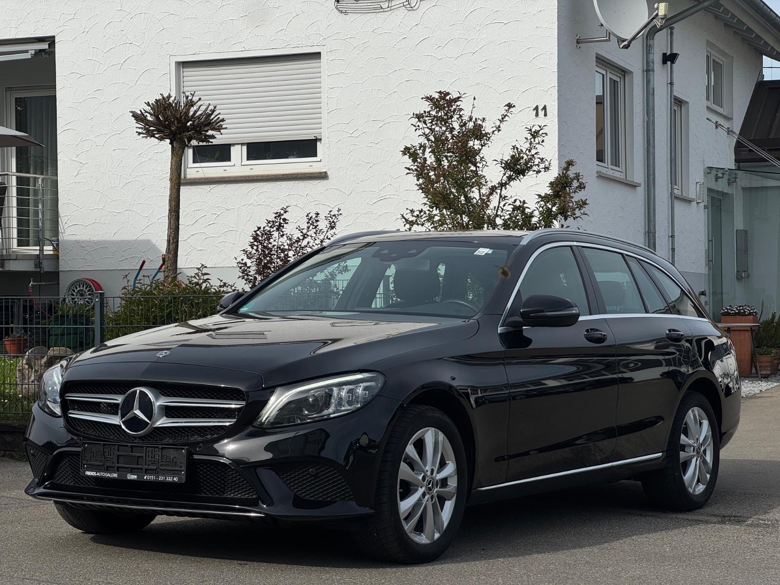 Mercedes-Benz C 200 KOMBI T 4Matic PANO*GARANTIE*AVANTGARDE*