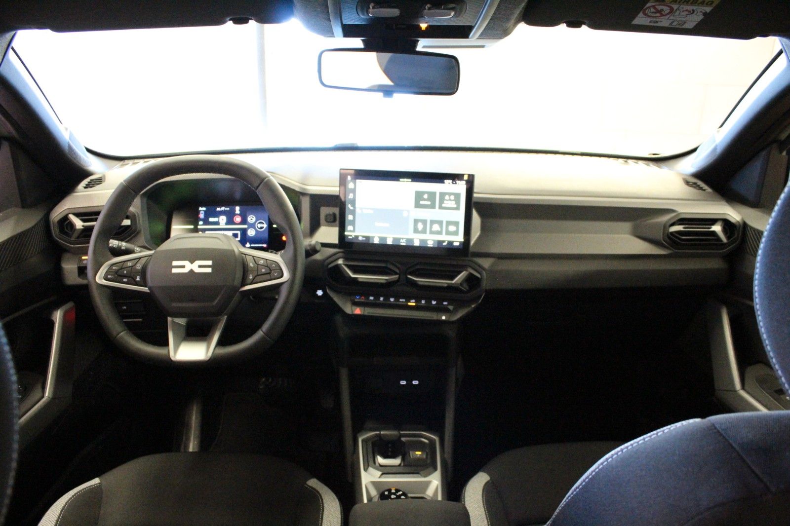 Fahrzeugabbildung Dacia Duster hybrid-G 150 4x4 Journey MY26