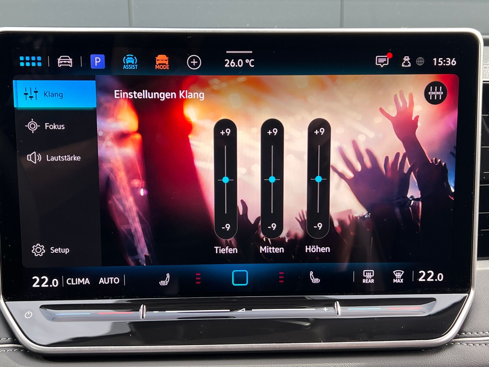 Fahrzeugabbildung Volkswagen Tiguan Elegance 1.5 eTSI DSG *AHK, IQ.Light, 18'