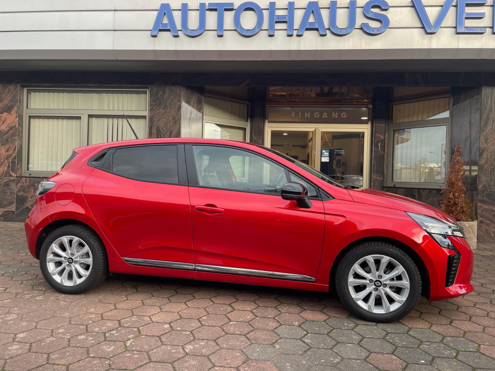 Renault Clio V Evolution inkl. Wartunsvertrag