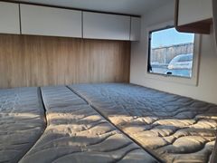 Chausson C727, Alkoven, MJ25