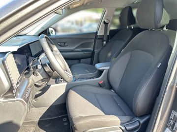 Hyundai KONA - 5
