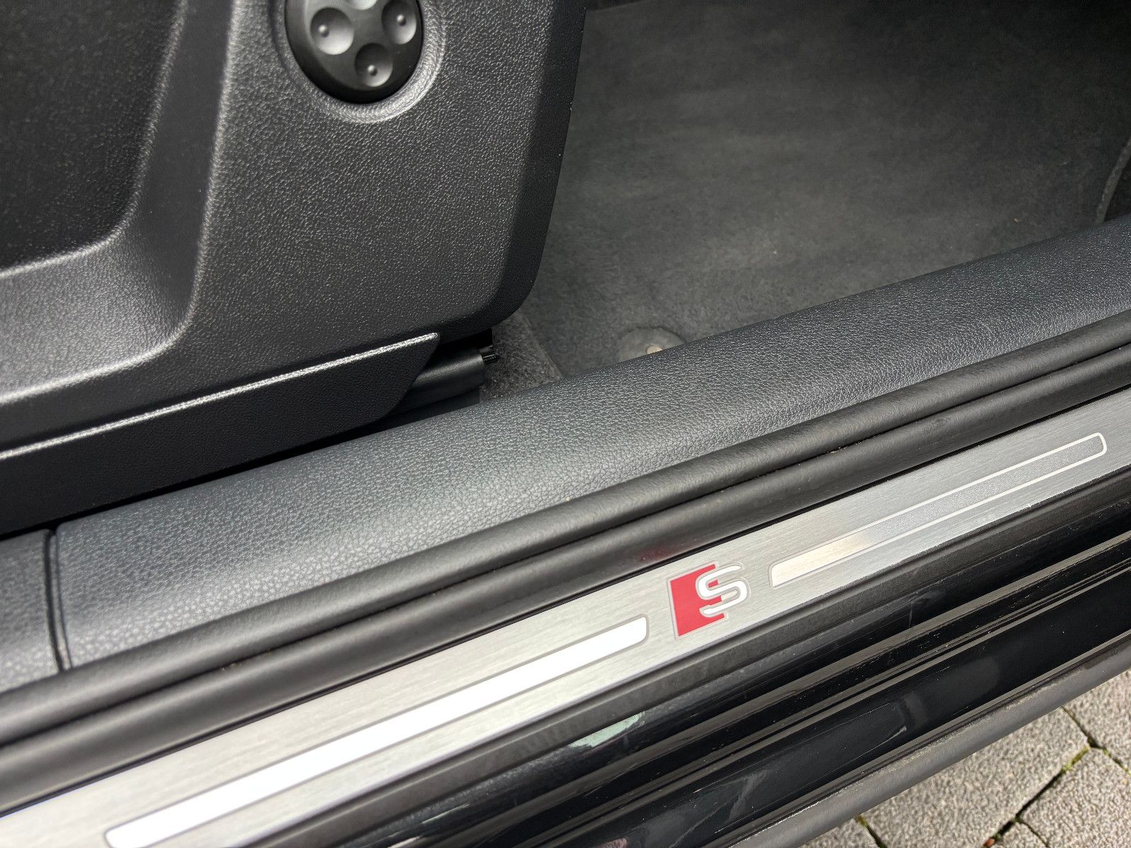Fahrzeugabbildung Audi Q2 quattro sport/S-LINE/HEAD-UP/KAMERA/B&O
