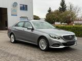 Mercedes-Benz E 300 Lim. BlueTec Schiebedach*LED*Navi*Kamera