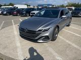 Volkswagen Arteon Shooting Brake R-Line - silberne Volkswagen Arteon