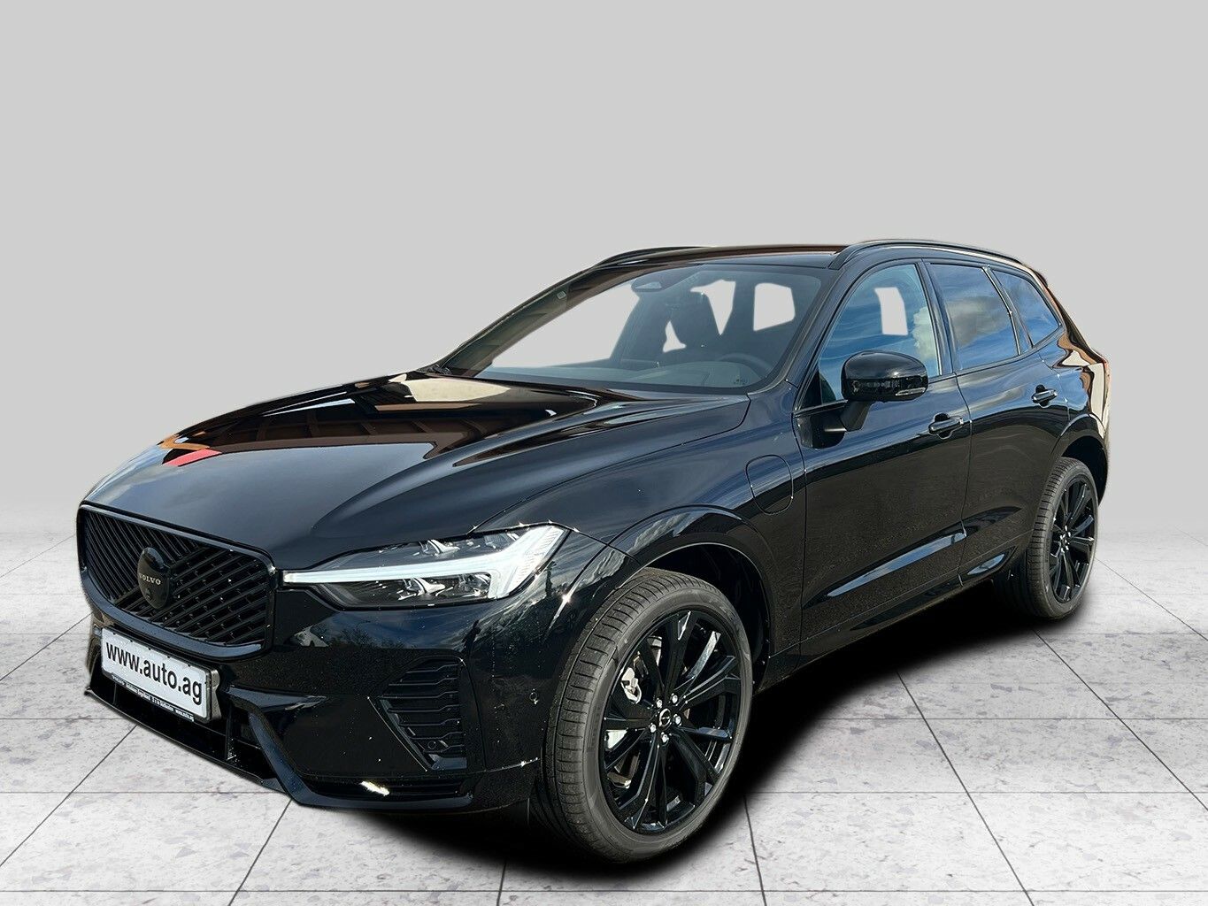 Volvo XC60 T6 Plus Black Edition imagem 2