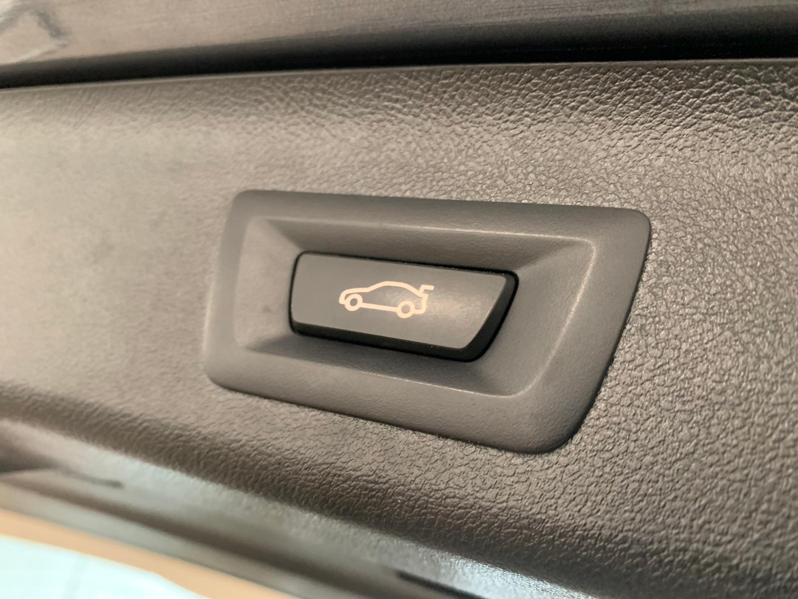 BMW 520 d Touring Cockpit Prof ACC Standhzg AHK LHZ, миниатюра 6