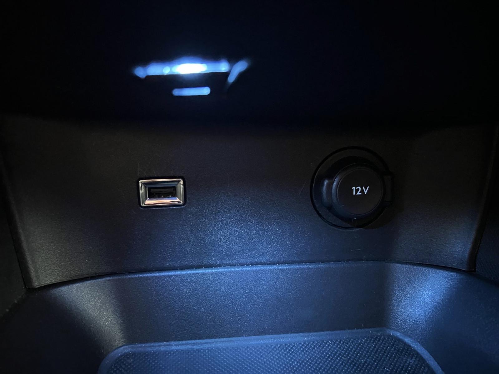 Peugeot 5008 BlueHDi 130 Active*NAVI*KAMERA*DAB*SHZ*SPUR
