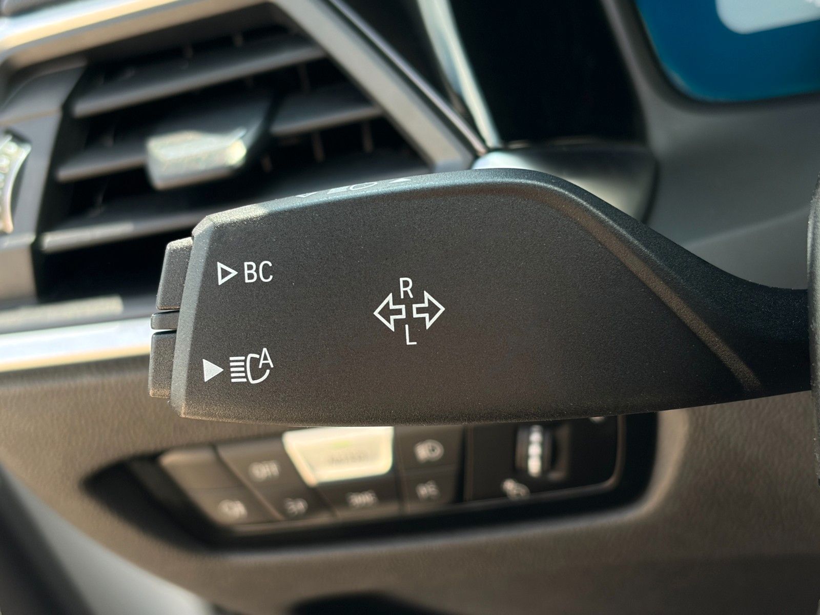 Fahrzeugabbildung BMW 420i Cabrio Aut. Memory Leder CAM HiFi AHK