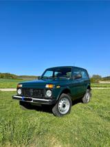 Lada Niva Allrad 4x4 AHK 1.7i 2121 - Lada aus 2010