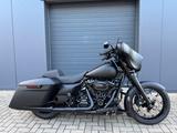 Harley-Davidson FLHXS Street Glide Special 114  ABS GTS Garantie - Motorräder in Hannover