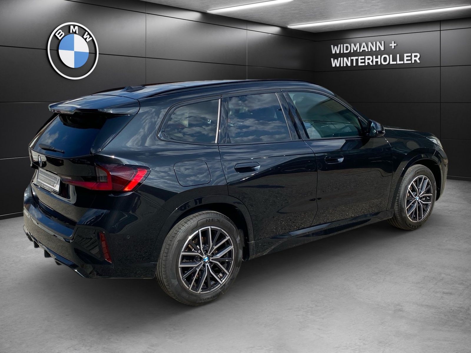 BMW X1 xDrive23i M Sport HUD Pano DA LC Prof. H K foto 5