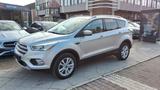 Ford Kuga Titanium Automatik,Leder,Pano,Navi,4X4 - silberne Ford Kuga