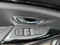 Fahrzeugabbildung Renault Espace V Intens NAVI*PANO*ASSIST*LED*KEYLESS*CAM