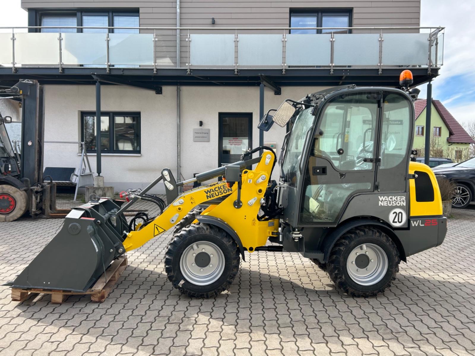 Wacker Neuson WL25 Advanced Gabel + Schaufel / NEU