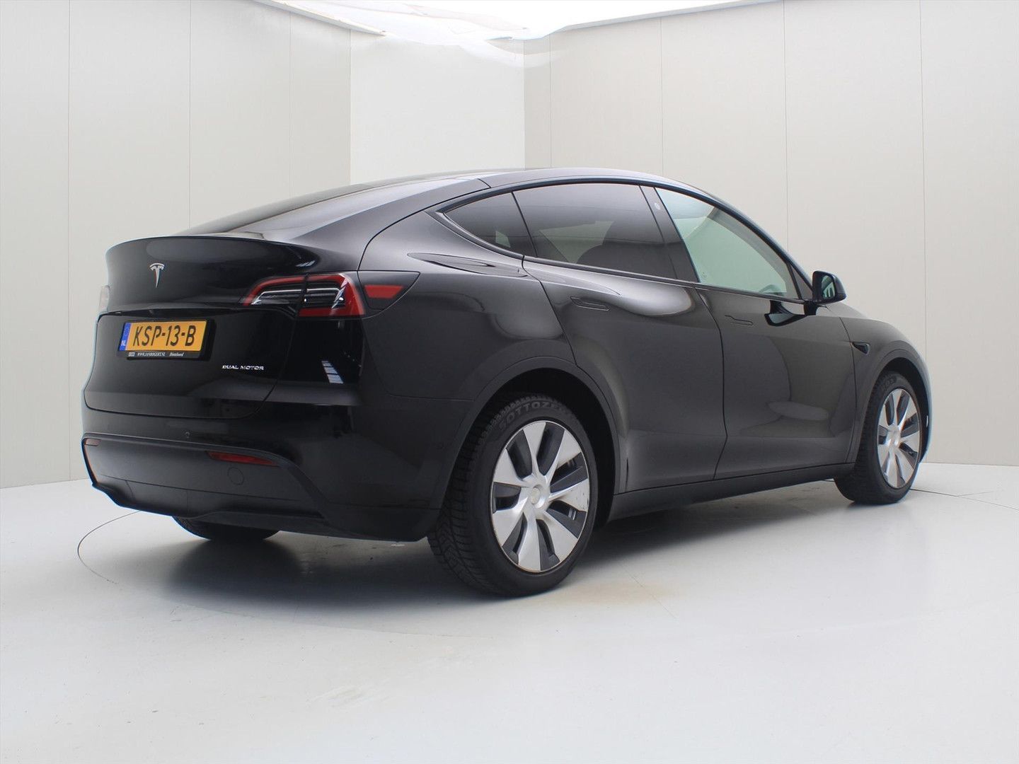 Tesla Model Y Long Range AWD 75kWh 351pk 93.8% SoH [ A imagem 2