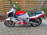 Yamaha FZR 600 3HE - YAMAHA FZR 600 3HE