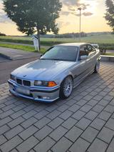 BMW E36 320i - BMW 320: Coupe, E36 320i