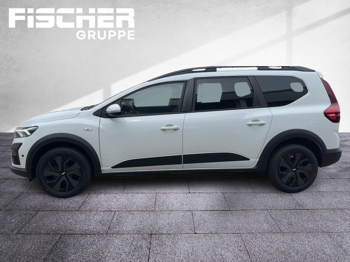 Fahrzeugabbildung Dacia Jogger Expression TCe 110 SHZ Kamera