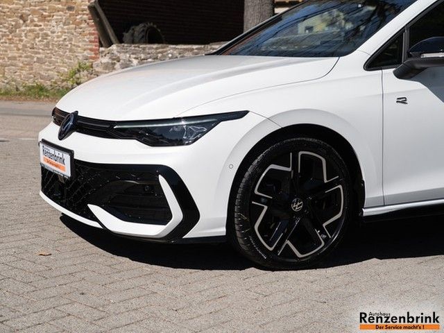 Golf VIII Variant R-Line TSI DSG 4M. Black Style