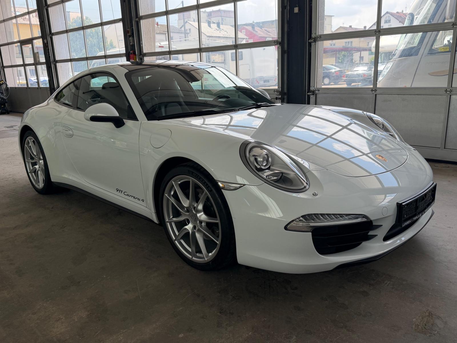 Porsche 911 Carrera 4 Automatik Schiebedach 1.Hd 33.TKM