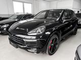 Porsche Cayenne Turbo/Chrono/360/Pano - gebrauchte Porsche Cayenne aus dem Jahr 2016