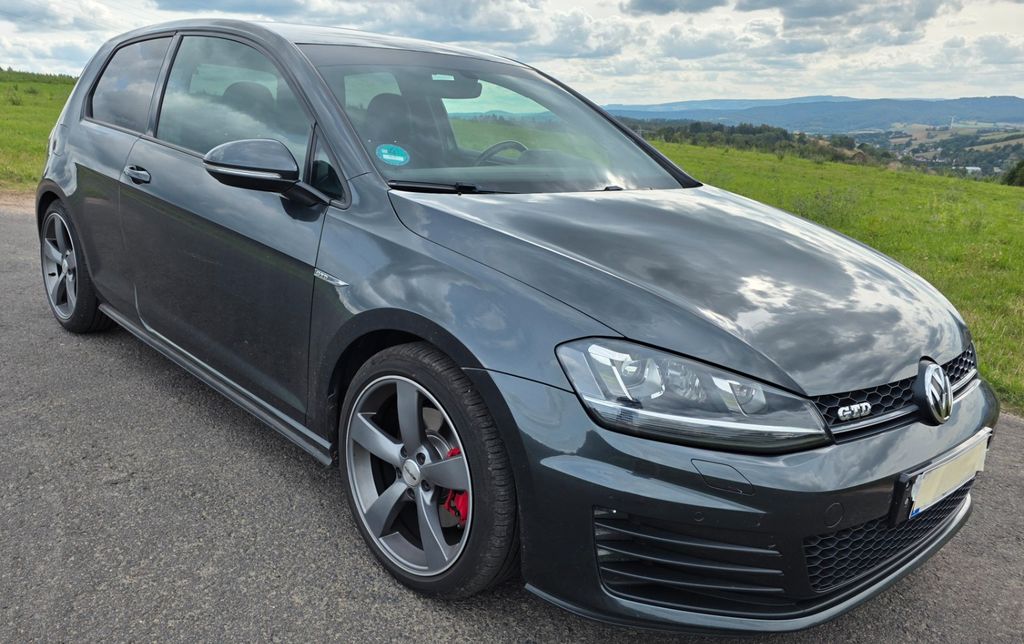 Image of Volkswagen Golf