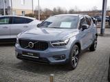 Volvo XC40 D4 AWD R Design ACC, AHK - Volvo: Allradantrieb